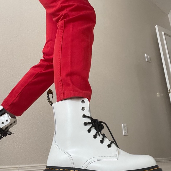 Red jeans - Picture 4 of 5